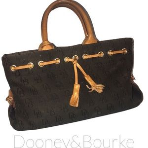 Dooney&Bourke❌ dark DB only